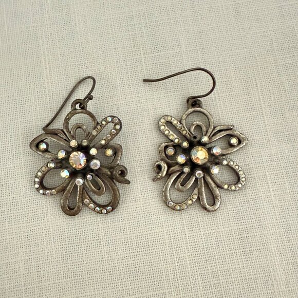 Chicos Flower Rhinestone Dangle Earrings Silver Tone Patina Boho Festival Style - Picture 5 of 8